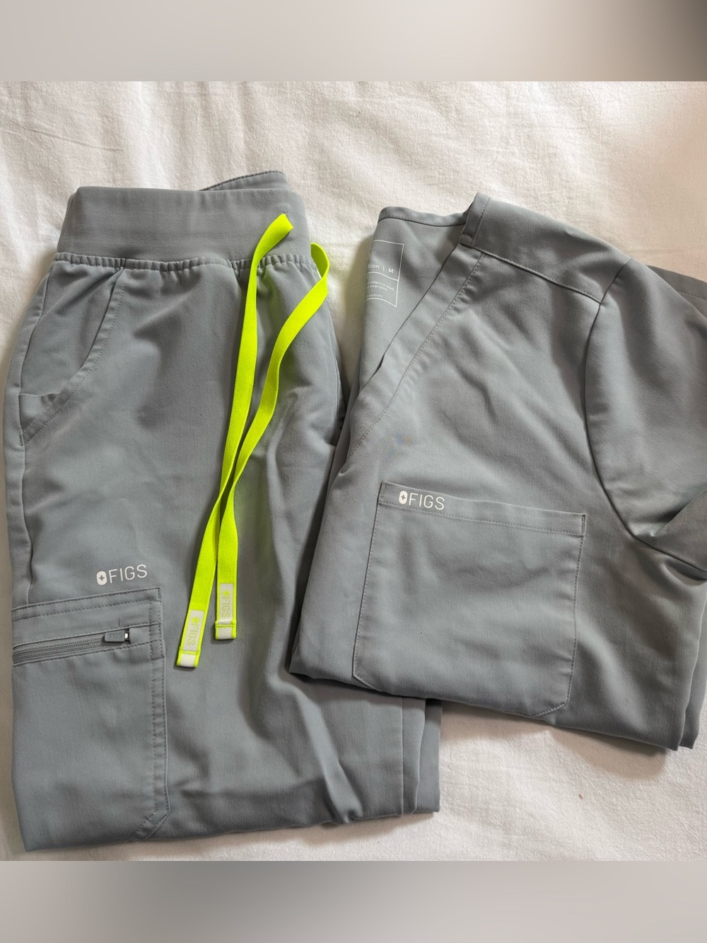 Women’s FIGS Slate M Catarina, M/P Zamora Jogger Scrub set Limited Edition